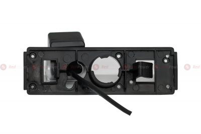 Камера заднего вида Redpower (Mitsubishi Outlander XL, Pajero Sport 2010+, Lancer h/b) плафон MIT033